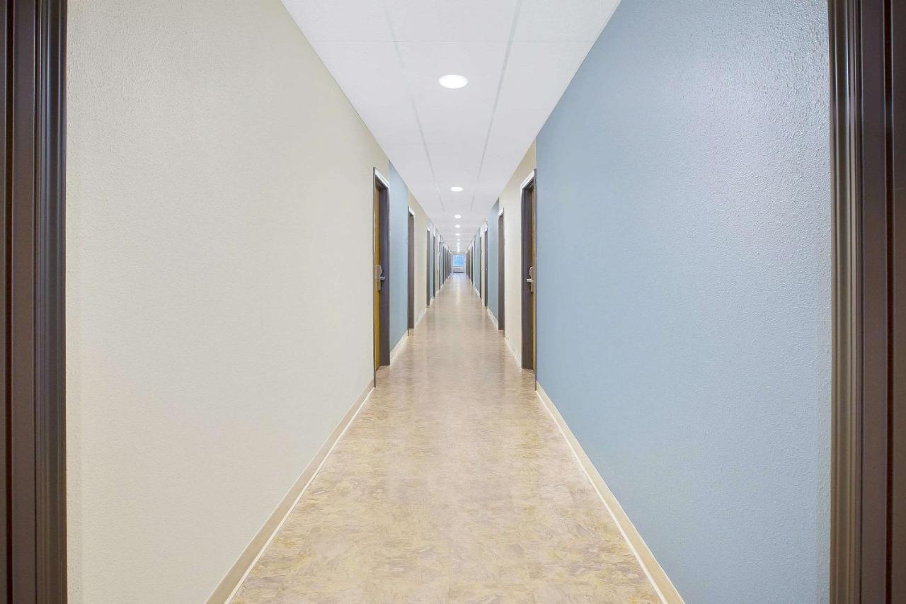 Woodspring Suites Columbus Urbancrest Grove City Esterno foto